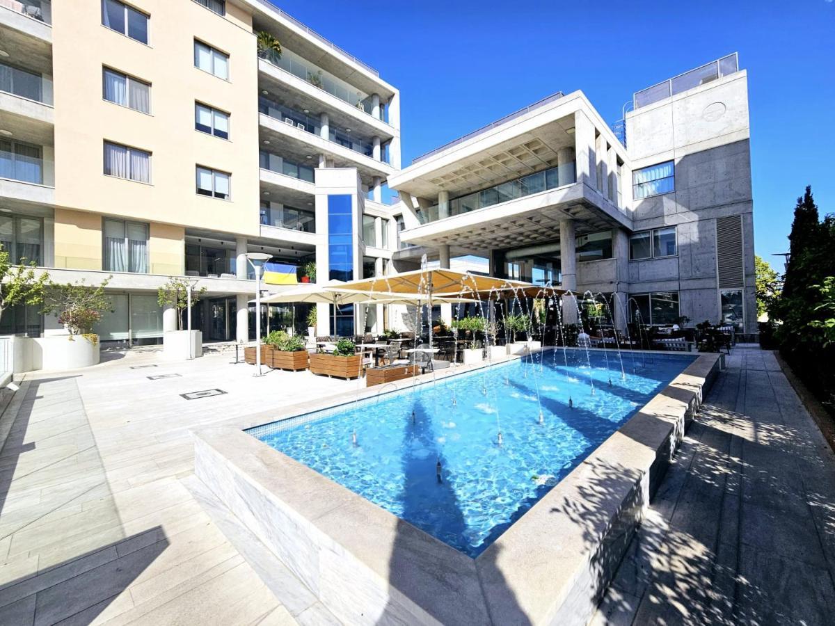 Elysia Park Apartments Pafos Exterior foto