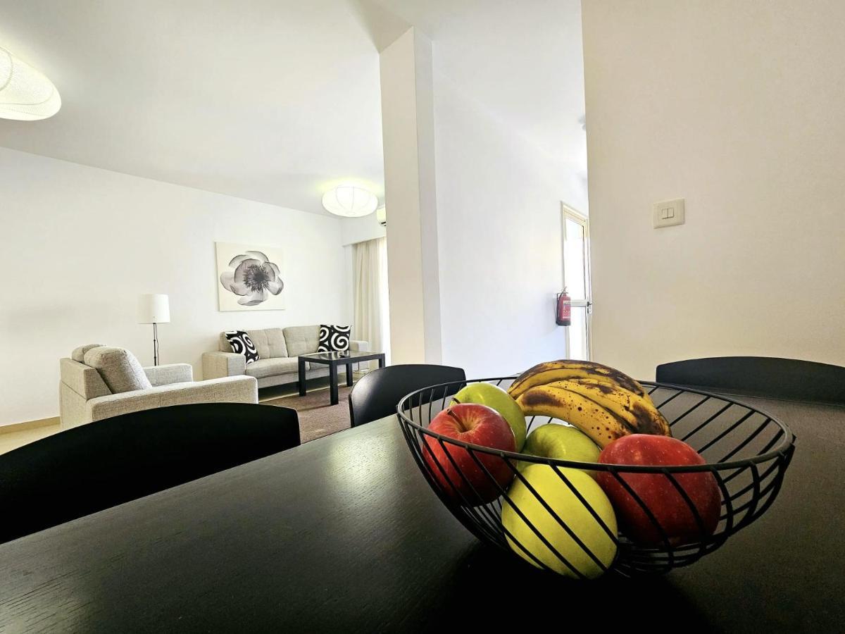 Elysia Park Apartments Pafos Exterior foto